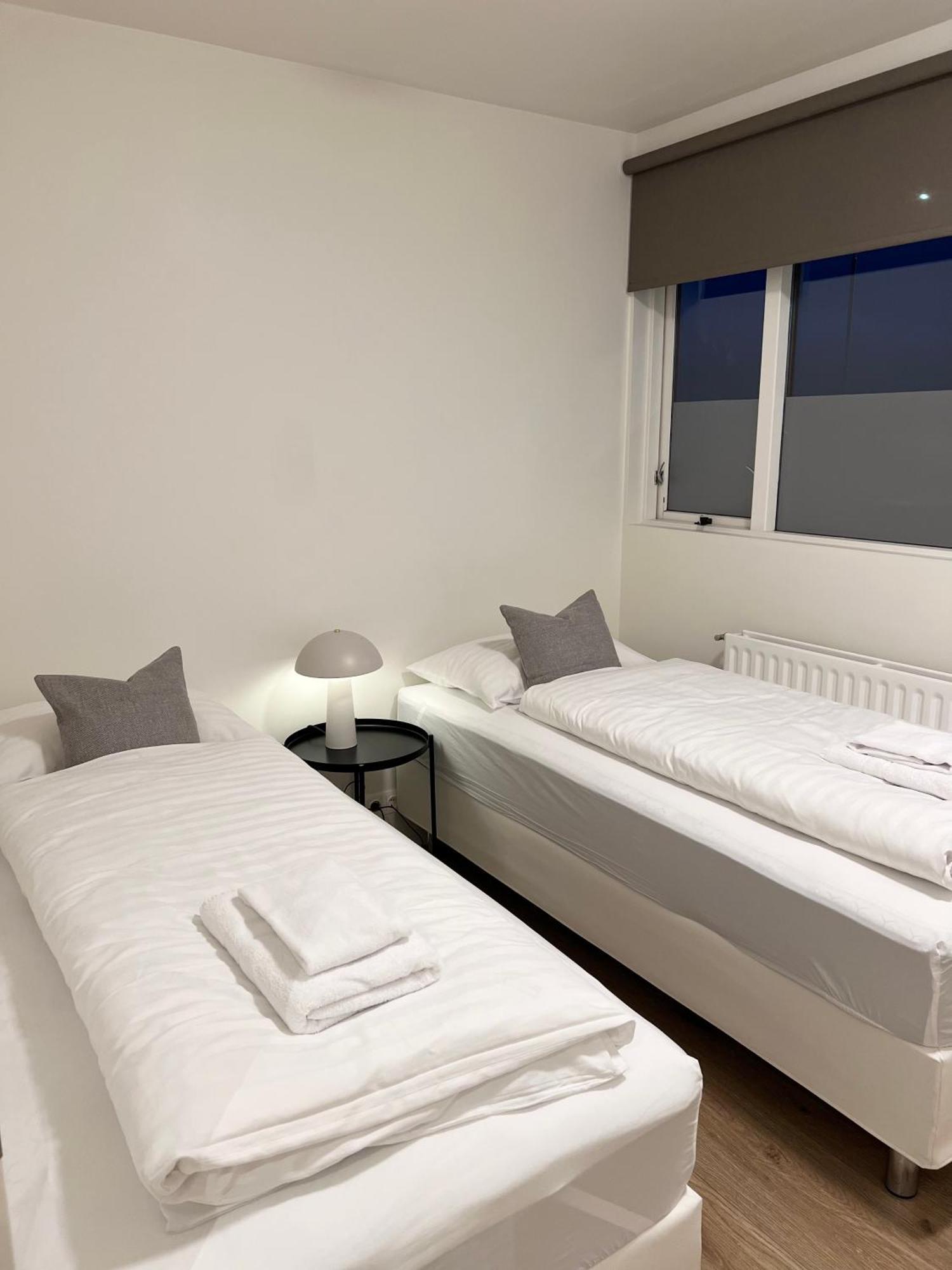 Lonith Apartments เฮิฟน์ ภายนอก รูปภาพ